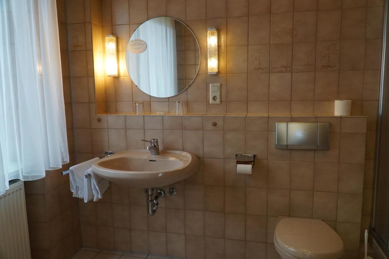 Hotel Zum Goldenen Ochsen Майкамер Екстериор снимка